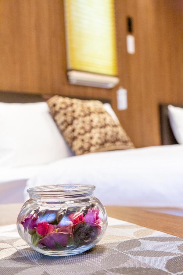 Grand Base Hiroshima Hikarimachi Aparthotel Kültér fotó